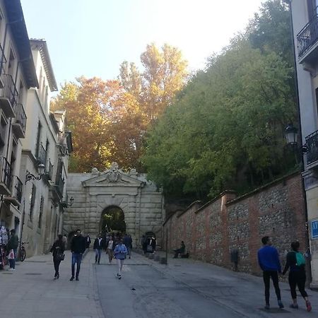 Cerca De La Alhambra, La Casa Del Cuento, Segundo Apartment Granada Ngoại thất bức ảnh